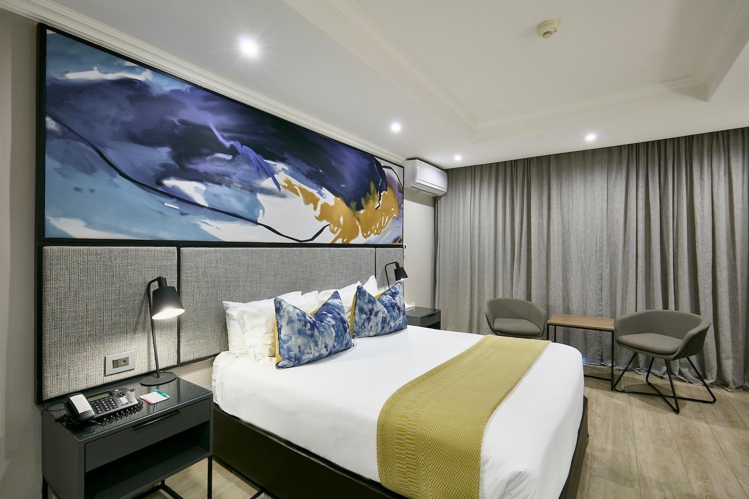 Cresta Thapama Hotel Francistown Exterior photo