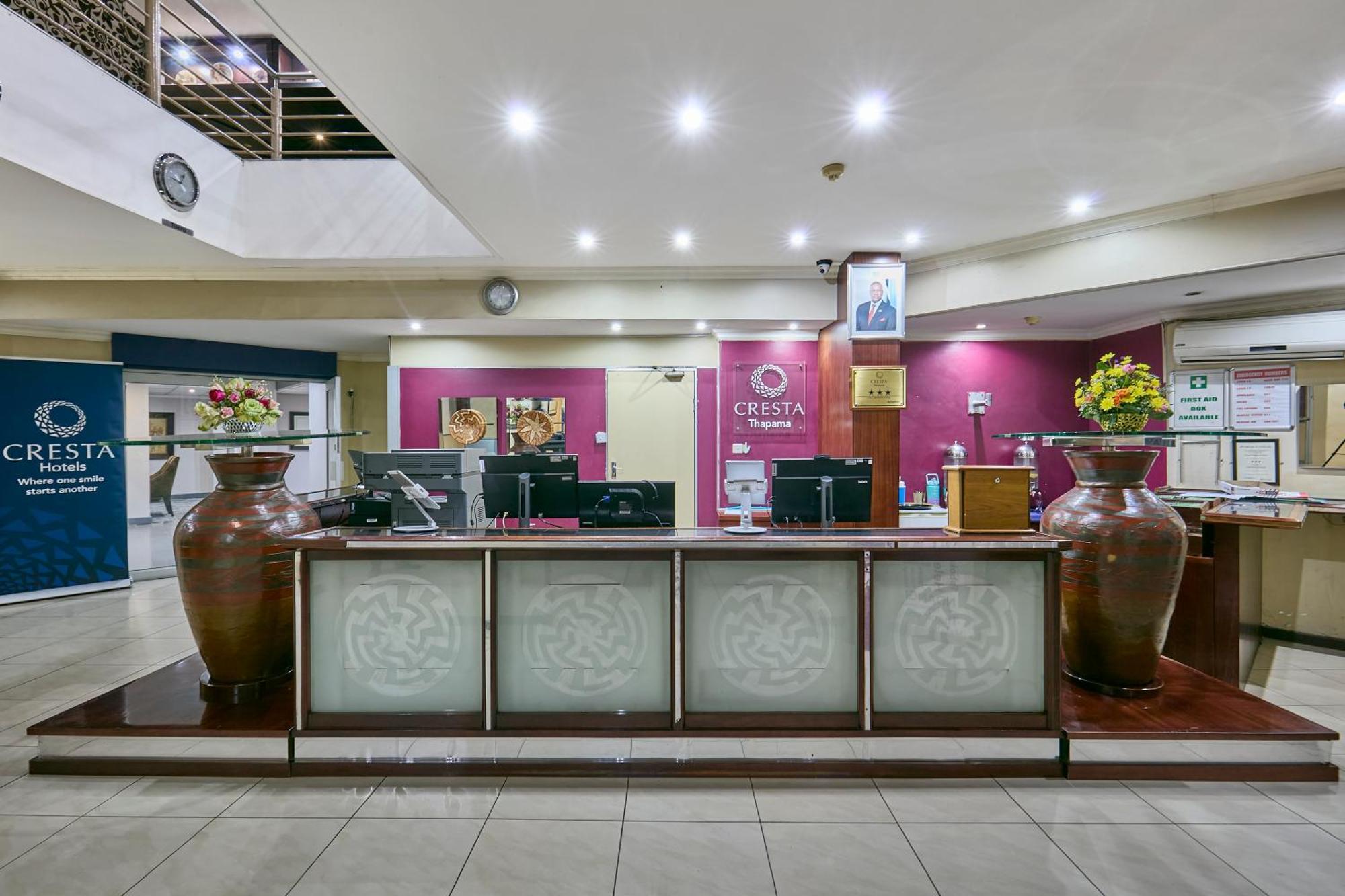 Cresta Thapama Hotel Francistown Exterior photo